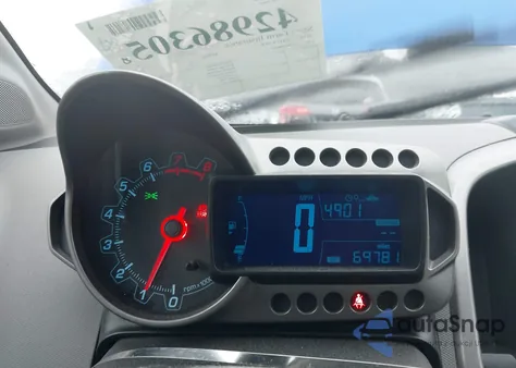 2016 Chevrolet Sonic Lt Manual из США, поврежденный, VIN 1G1JD6SB8G4177322